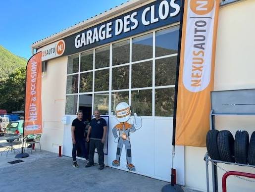 Façade et enseigne du Garage des Clos à Nyons